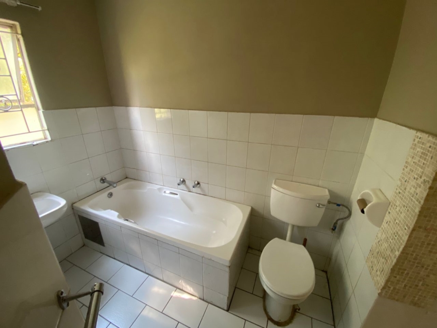 3 Bedroom Property for Sale in Safari Gardens North West